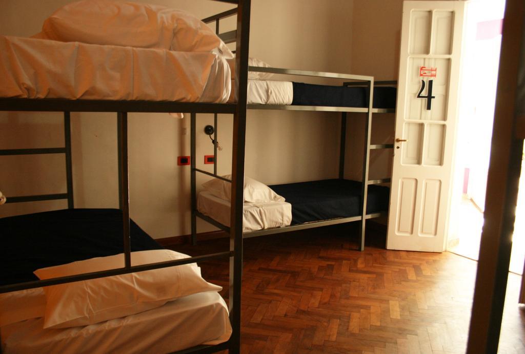 Antonieta Hostel San Rafael  Δωμάτιο φωτογραφία
